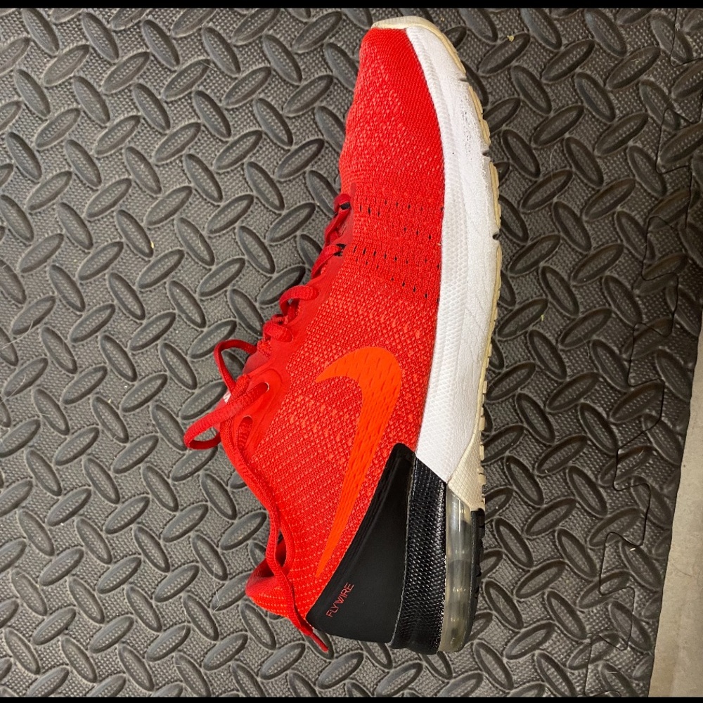 Nike Air Max Typha